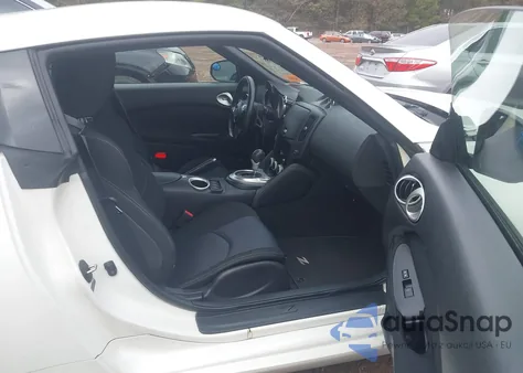 2010 Nissan 370Z z USA, uszkodzony, nr VIN JN1AZ4EH3AM506130